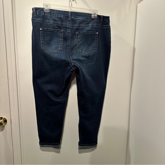 NEW Dark Blue Distressed 18W Women Jeans with leopard print 18W - Picture 6 of 11